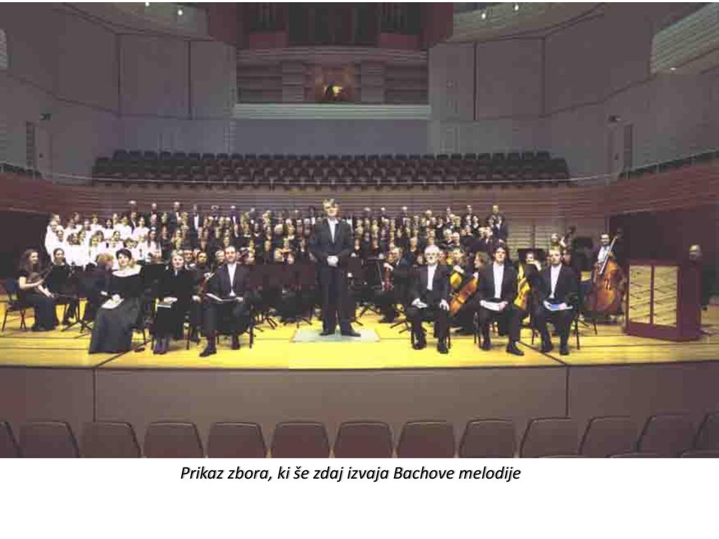 Prikaz zbora, ki še zdaj izvaja Bachove melodije